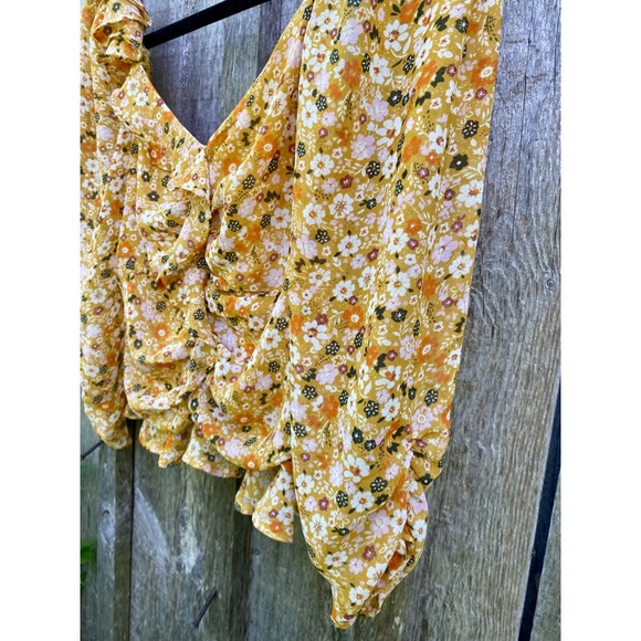 ASTR the label ruched sleeve sweetheart top mustard orange floral blouse small - Picture 8 of 11